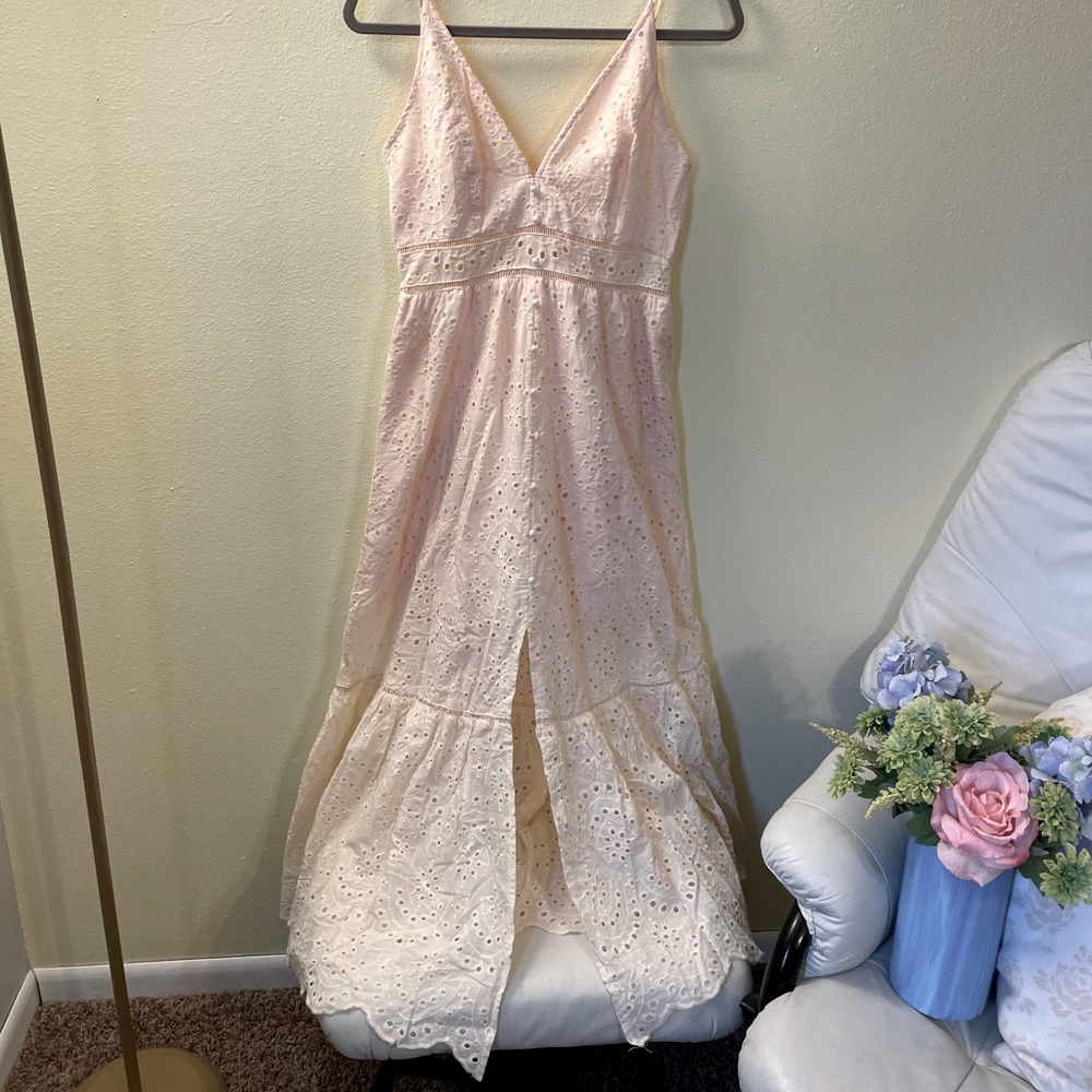 Beautiful blush summer dress. NWOT